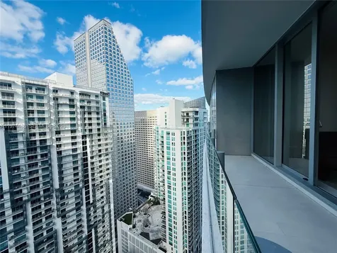 300 Biscayne Blvd Way Miami FL 33131