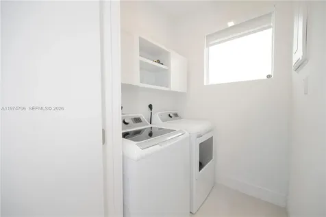 10366 NW 68th Terrace Doral FL 33178