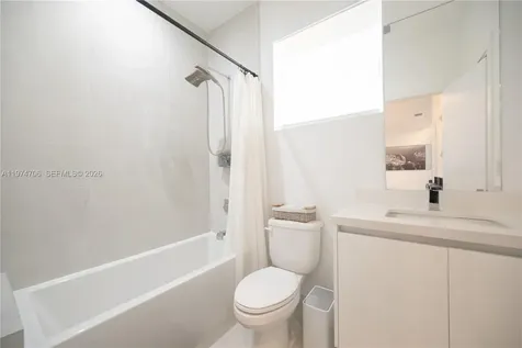 10366 NW 68th Terrace Doral FL 33178
