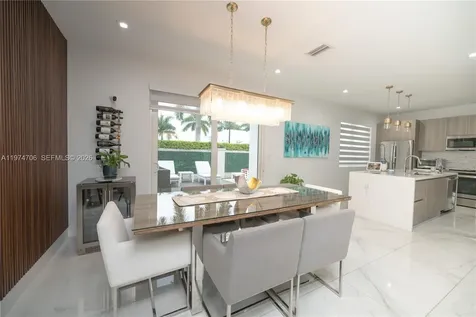 10366 NW 68th Terrace Doral FL 33178