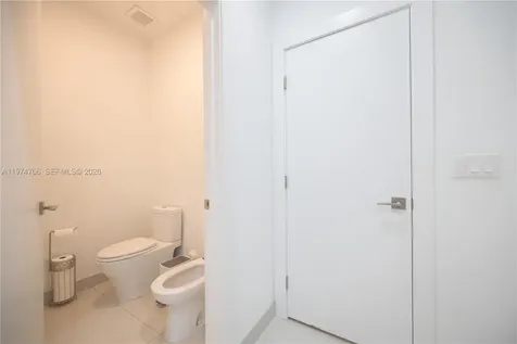 10366 NW 68th Terrace Doral FL 33178