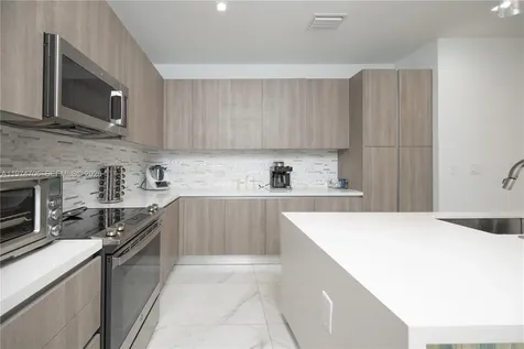10366 NW 68th Terrace Doral FL 33178