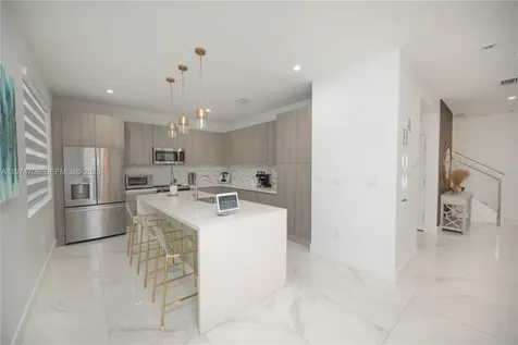 10366 NW 68th Terrace Doral FL 33178
