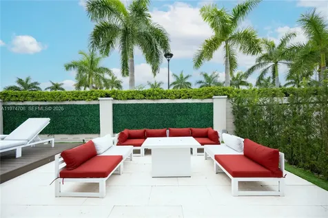 10366 NW 68th Terrace Doral FL 33178
