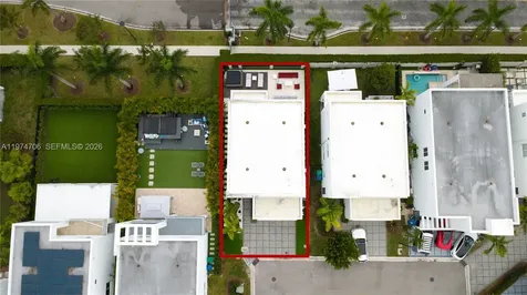 10366 NW 68th Terrace Doral FL 33178