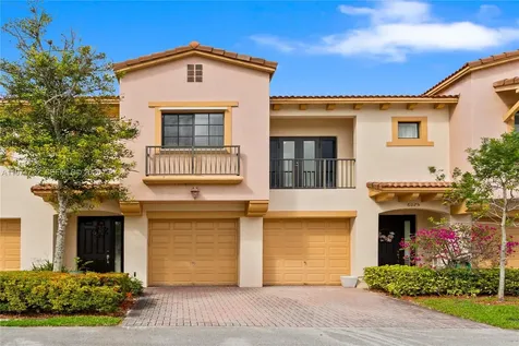 6073 Grand Cypress Circle W Coconut Creek FL 33073