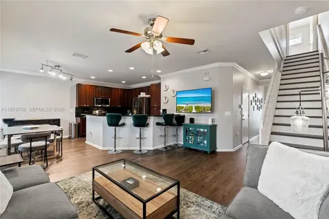 6073 Grand Cypress Circle W Coconut Creek FL 33073