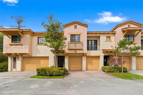 6073 Grand Cypress Circle W Coconut Creek FL 33073