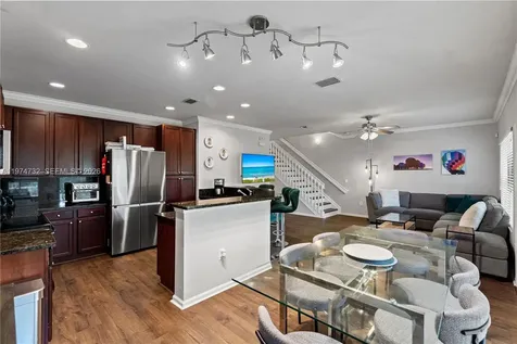6073 Grand Cypress Circle W Coconut Creek FL 33073