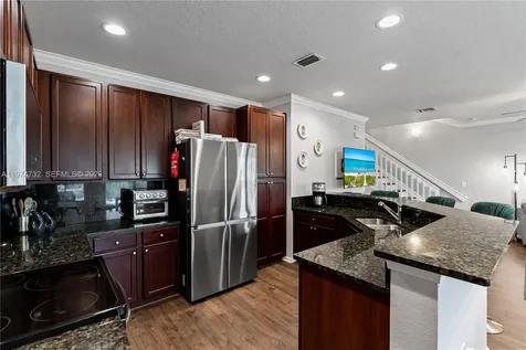 6073 Grand Cypress Circle W Coconut Creek FL 33073
