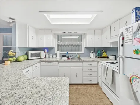 10028 Freestone Lane Other City - In The State Of Florida FL 34668