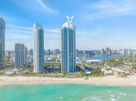 18201 Collins Avenue Sunny Isles Beach FL 33160