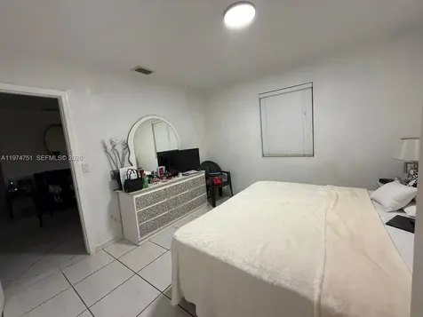 9951 SW 39th Terrace Miami FL 33165