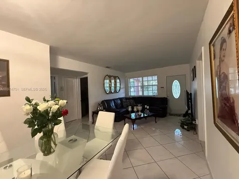 9951 SW 39th Terrace Miami FL 33165