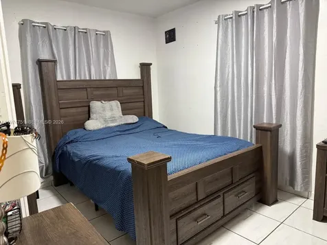 9951 SW 39th Terrace Miami FL 33165