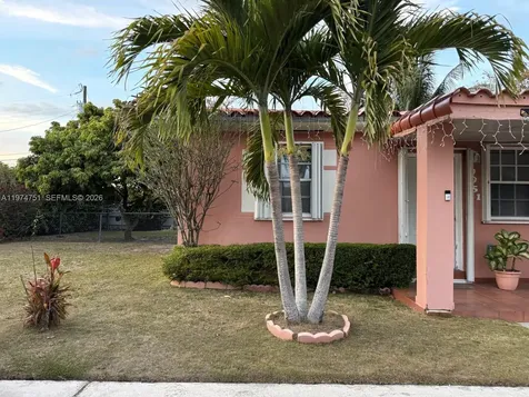 9951 SW 39th Terrace Miami FL 33165