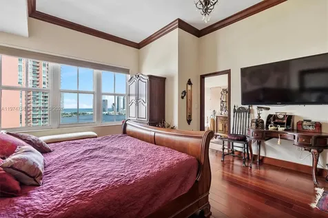 3340 NE 190th Street Aventura FL 33180