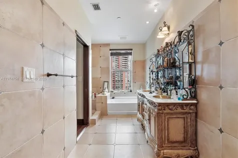 3340 NE 190th Street Aventura FL 33180