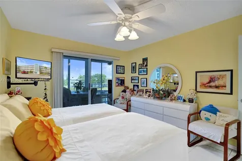 4079 Cambridge D Deerfield Beach FL 33442