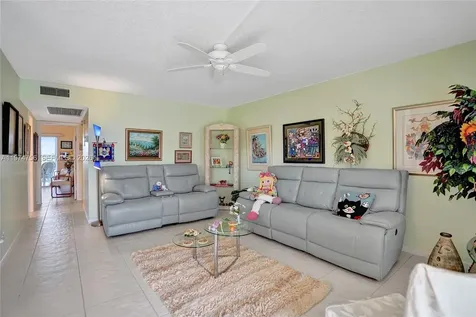 4079 Cambridge D Deerfield Beach FL 33442