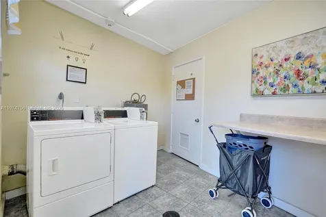 4079 Cambridge D Deerfield Beach FL 33442
