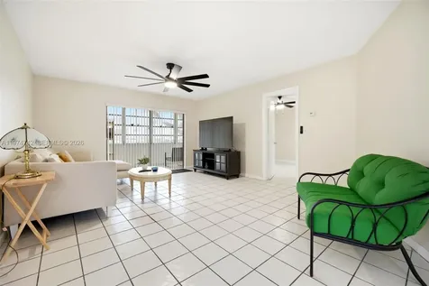 4270 NW 40th Street Lauderdale Lakes FL 33319