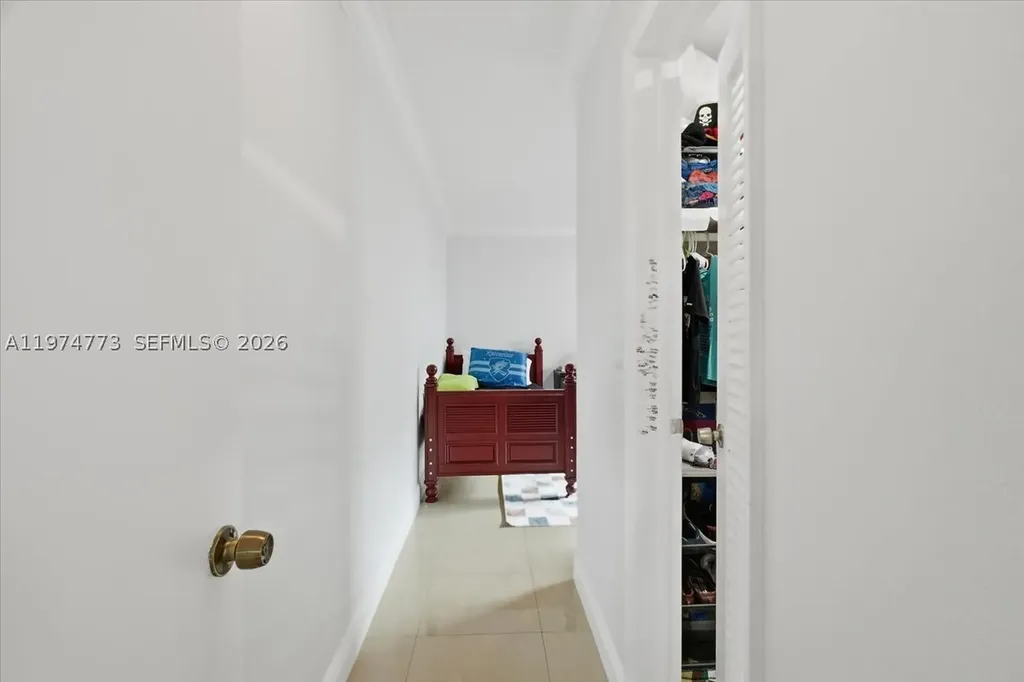 4925 Tyler Street Hollywood FL 33021