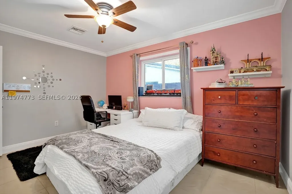 4925 Tyler Street Hollywood FL 33021