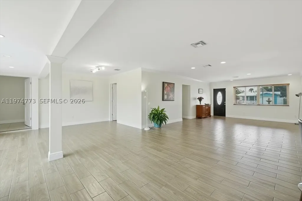 4925 Tyler Street Hollywood FL 33021