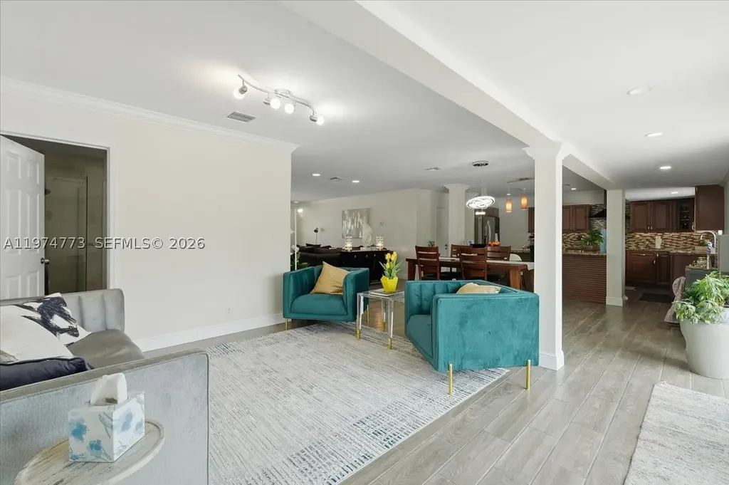 4925 Tyler Street Hollywood FL 33021