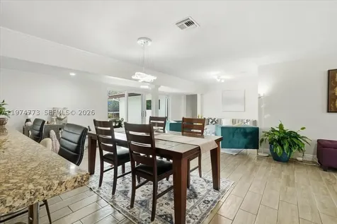 4925 Tyler Street Hollywood FL 33021