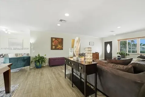 4925 Tyler Street Hollywood FL 33021