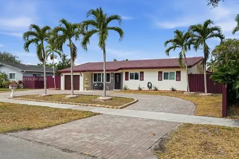 4925 Tyler Street Hollywood FL 33021