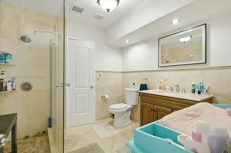 4925 Tyler Street Hollywood FL 33021