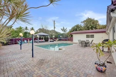 4925 Tyler Street Hollywood FL 33021