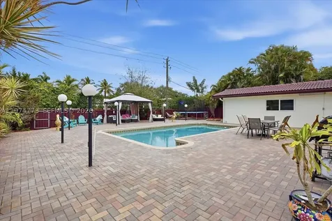 4925 Tyler Street Hollywood FL 33021