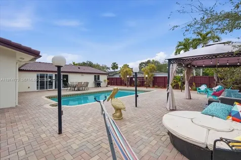 4925 Tyler Street Hollywood FL 33021