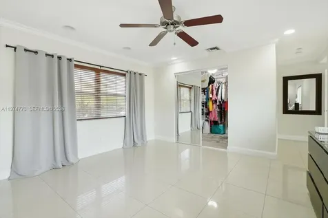 4925 Tyler Street Hollywood FL 33021