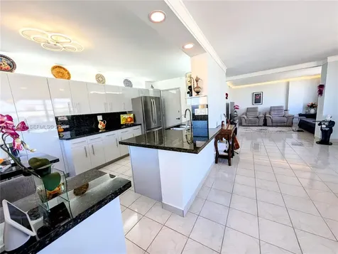 3161 S Ocean Drive Hallandale Beach FL 33009