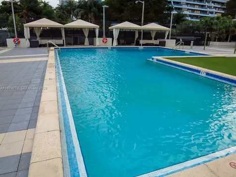 600 NE 36th Street Miami FL 33137