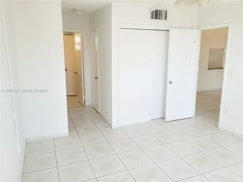 1700 NE 191st Street Miami FL 33179
