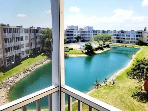 1700 NE 191st Street Miami FL 33179