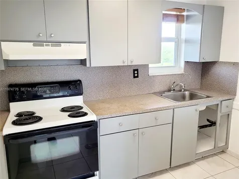 1700 NE 191st Street Miami FL 33179