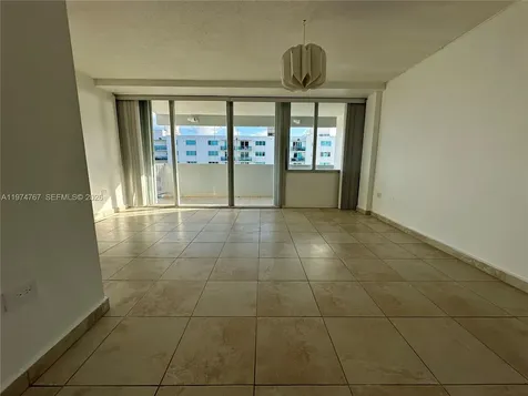 7545 E Treasure Drive North Bay Village FL 33141