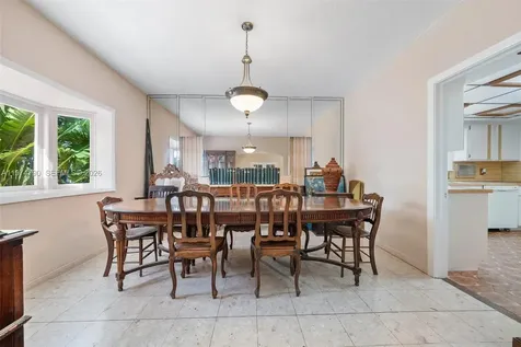 1727 SW 11th Terrace Miami FL 33135