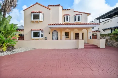 1727 SW 11th Terrace Miami FL 33135