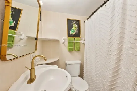 1727 SW 11th Terrace Miami FL 33135