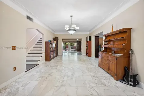 1727 SW 11th Terrace Miami FL 33135