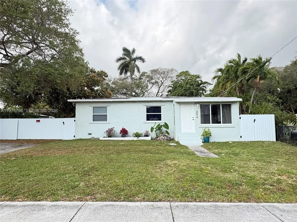 204 SW 7th Avenue Hallandale Beach FL 33009