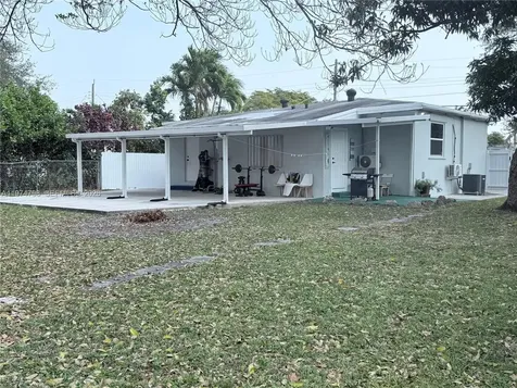 204 SW 7th Avenue Hallandale Beach FL 33009